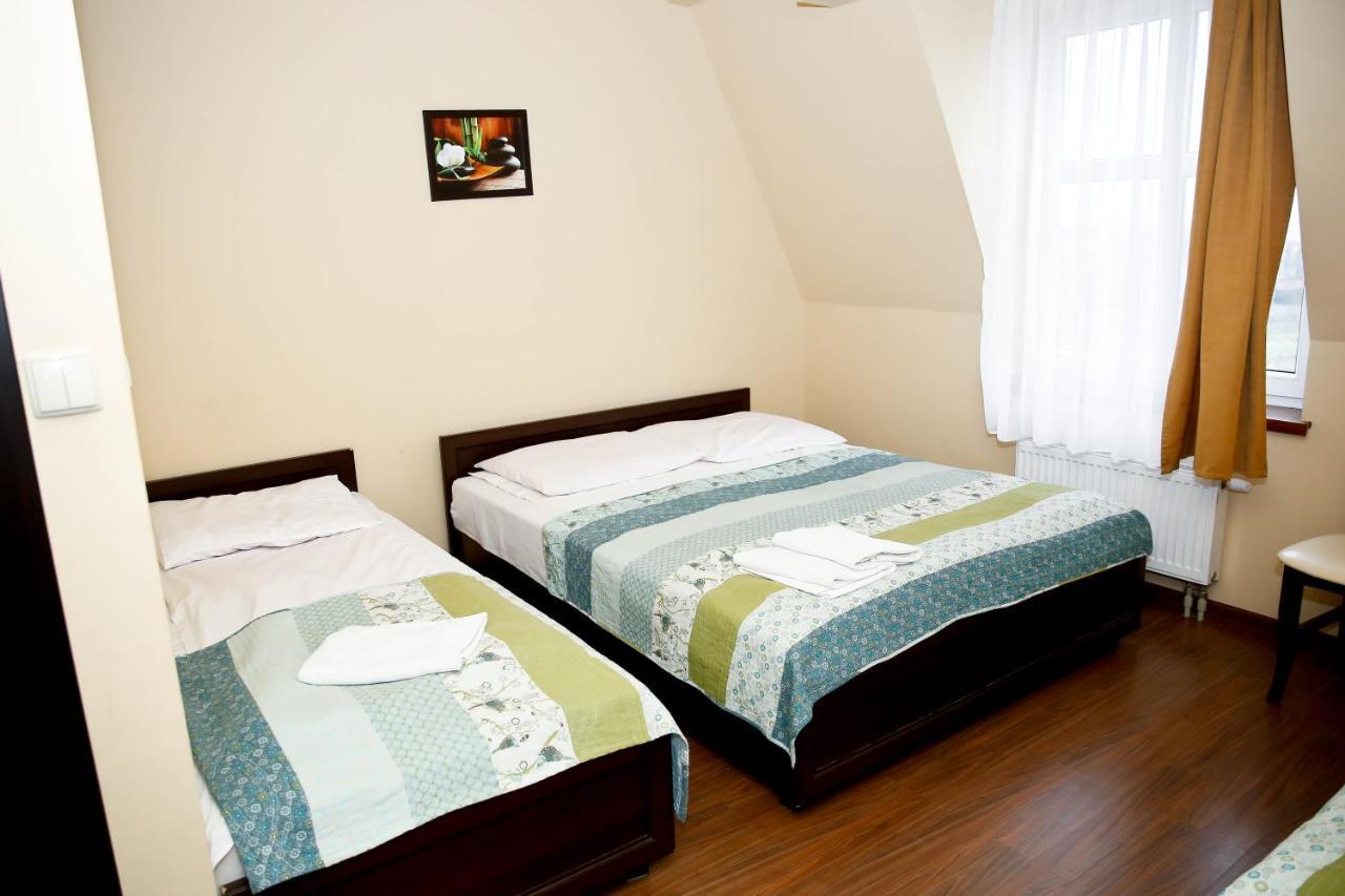Pod Wiatrakiem Hotel Warta Ngoại thất bức ảnh